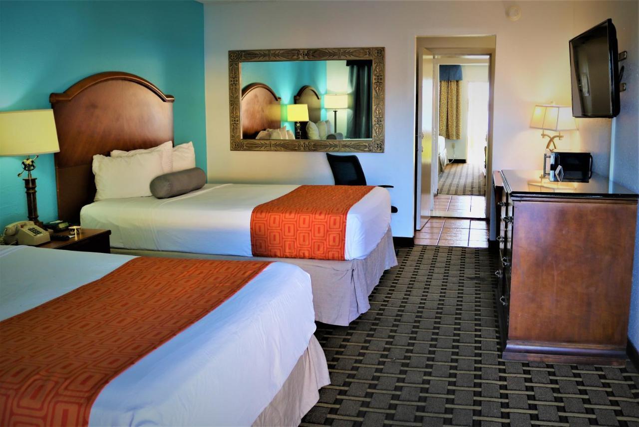 Howard Johnson By Wyndham Lake Front Park Kissimmee Zewnętrze zdjęcie