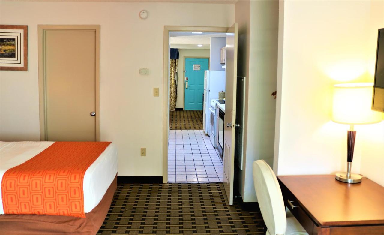Howard Johnson By Wyndham Lake Front Park Kissimmee Zewnętrze zdjęcie