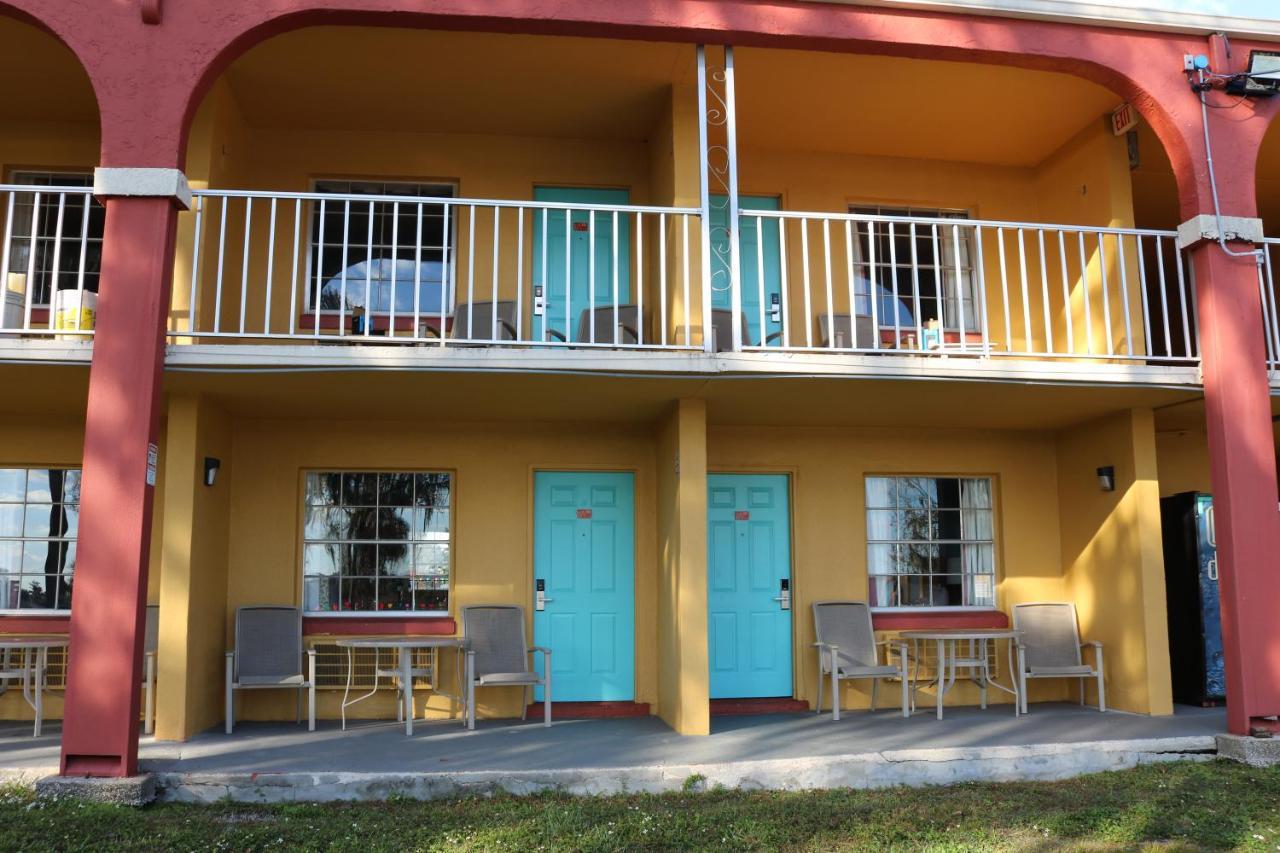 Howard Johnson By Wyndham Lake Front Park Kissimmee Zewnętrze zdjęcie