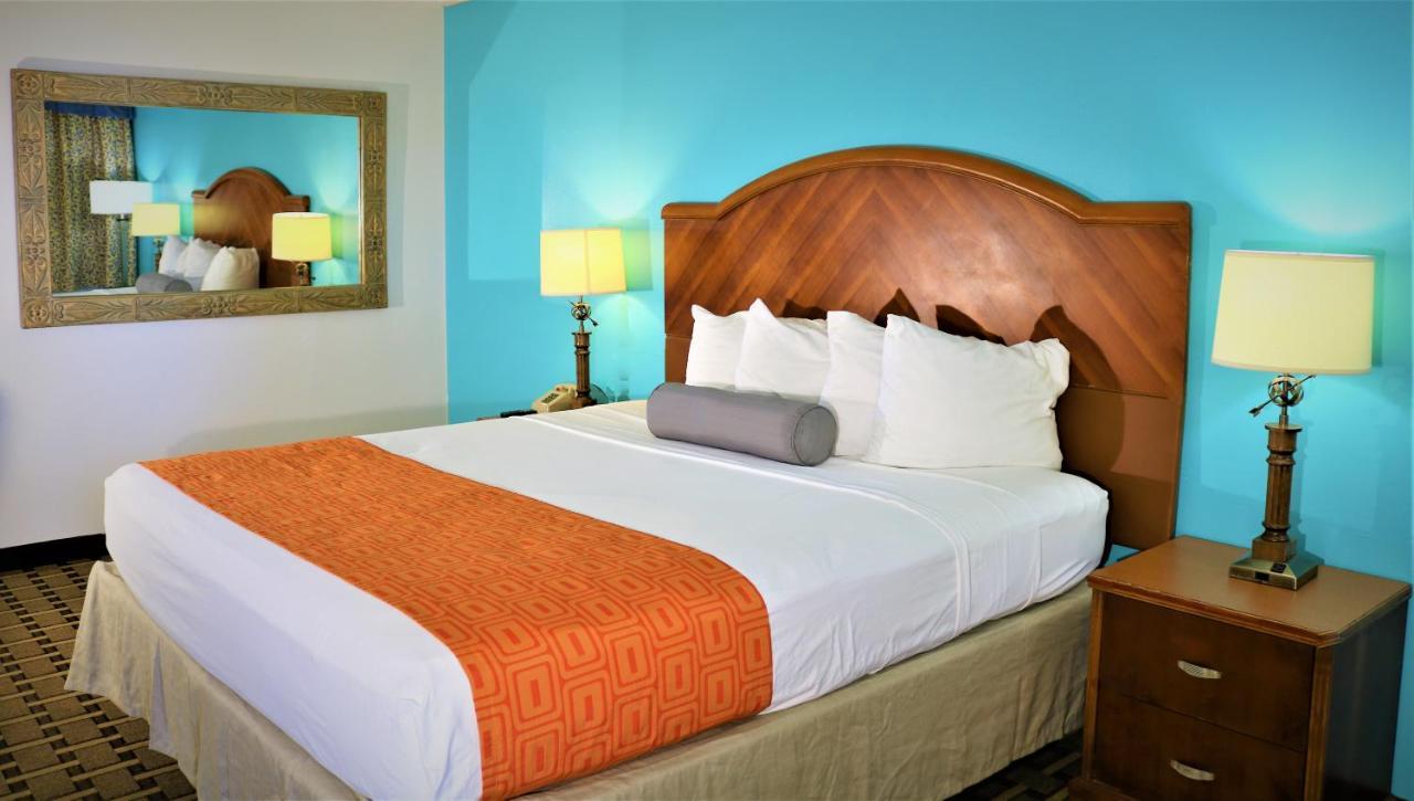 Howard Johnson By Wyndham Lake Front Park Kissimmee Zewnętrze zdjęcie